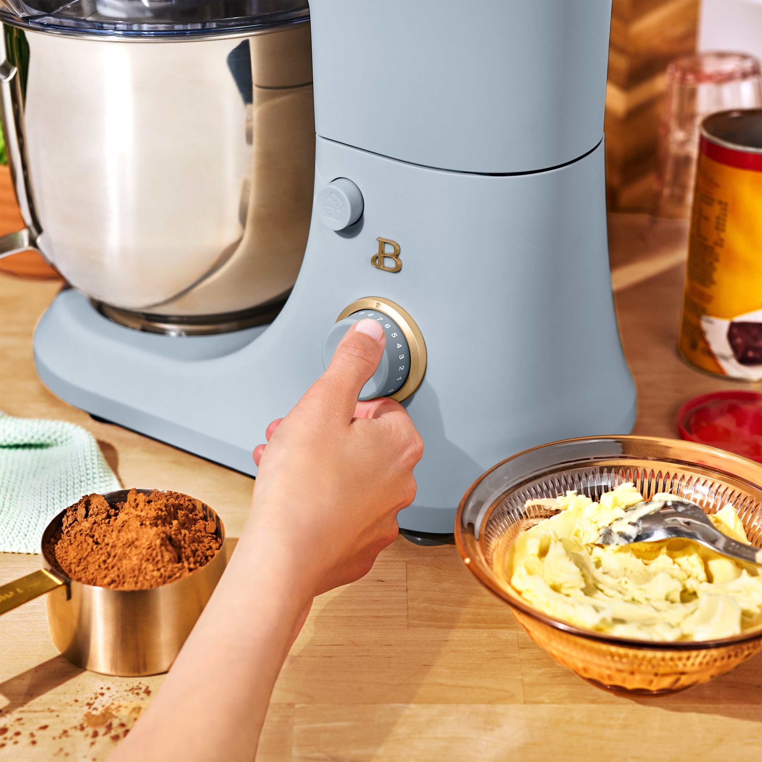 6qt Tilt-Head Stand Mixer with Attachments - Image 20