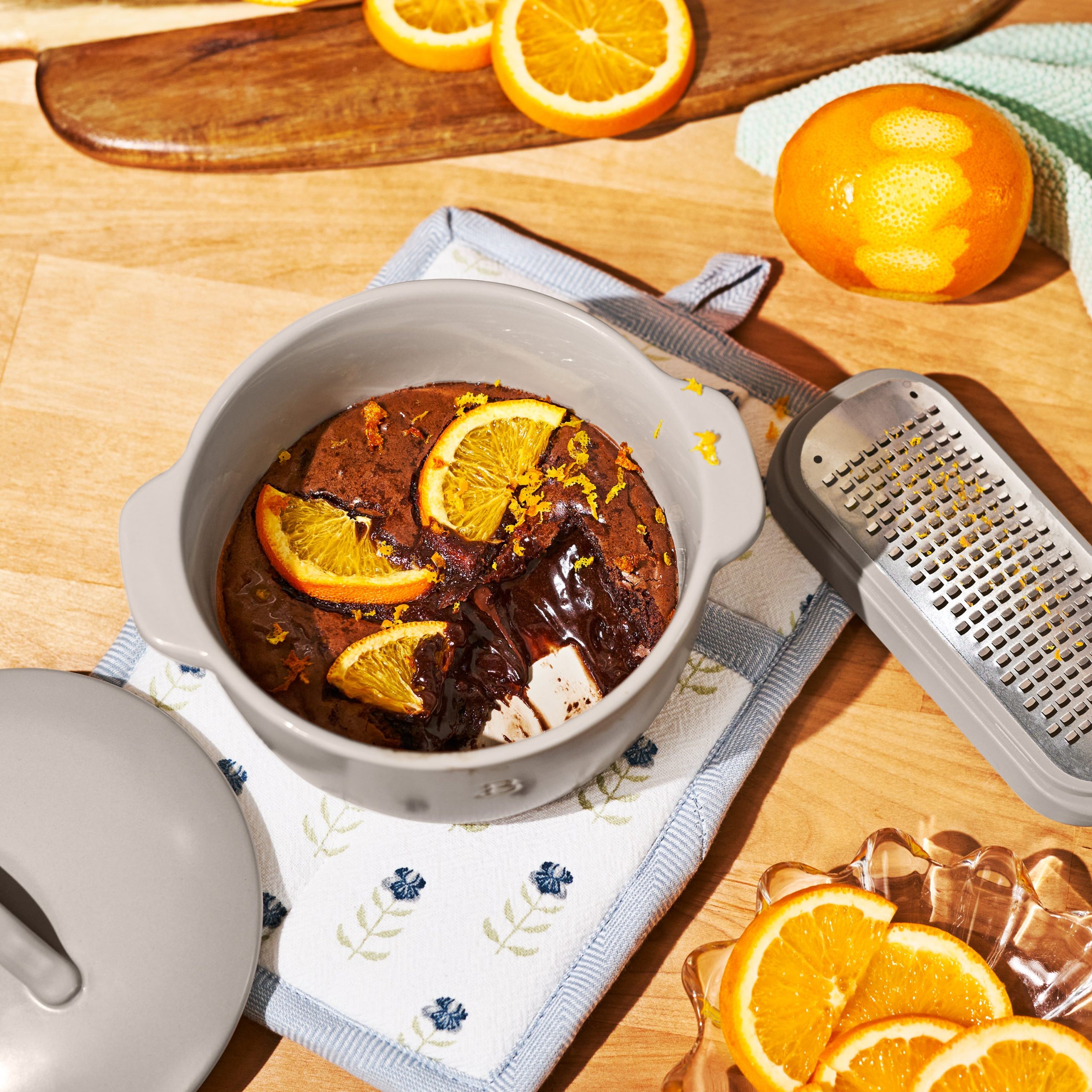 1qt Covered Casserole - Image 5