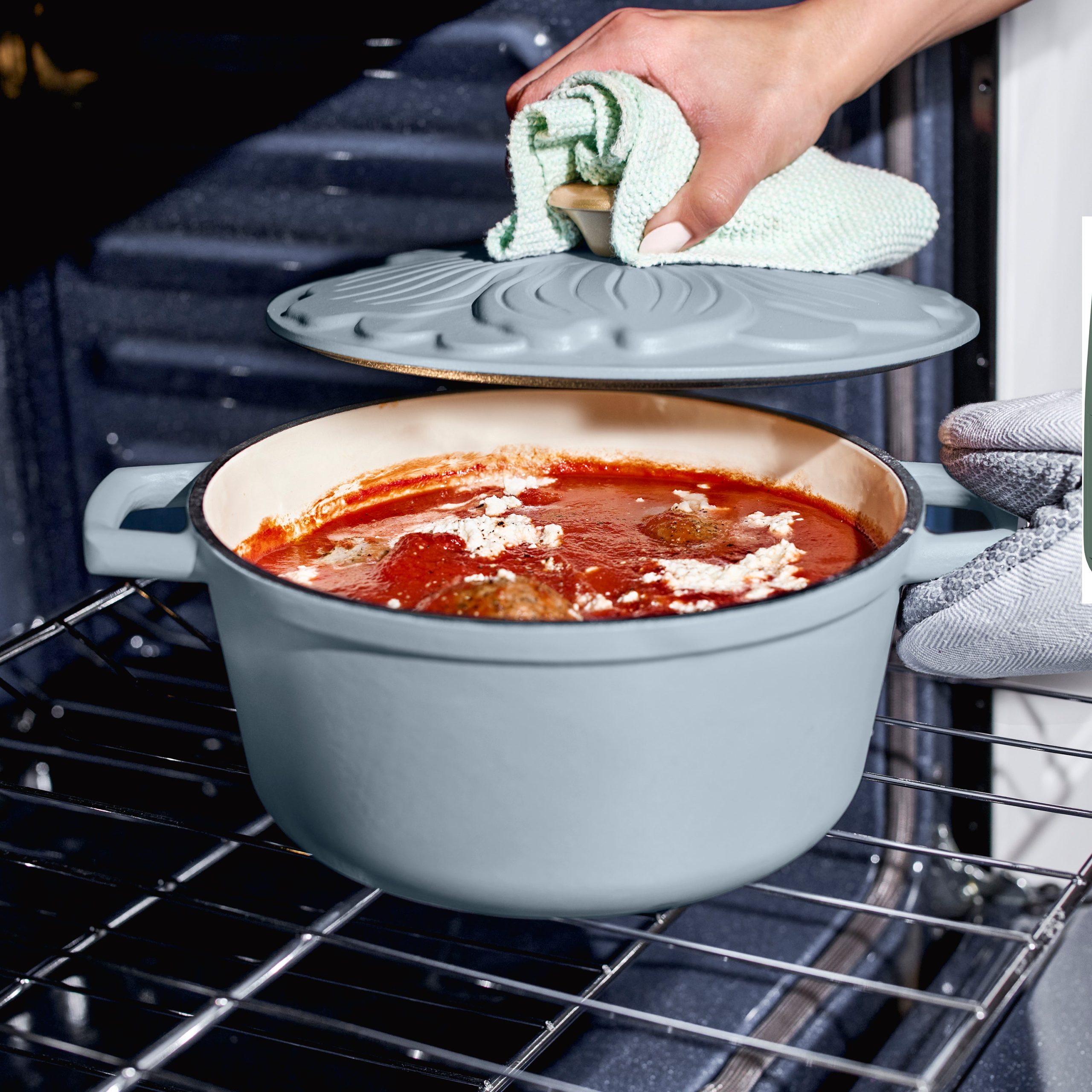 4qt Enamel Cast Iron Dutch Oven with Petal Lid - Image 5